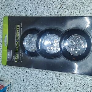 Led puck lights new in box